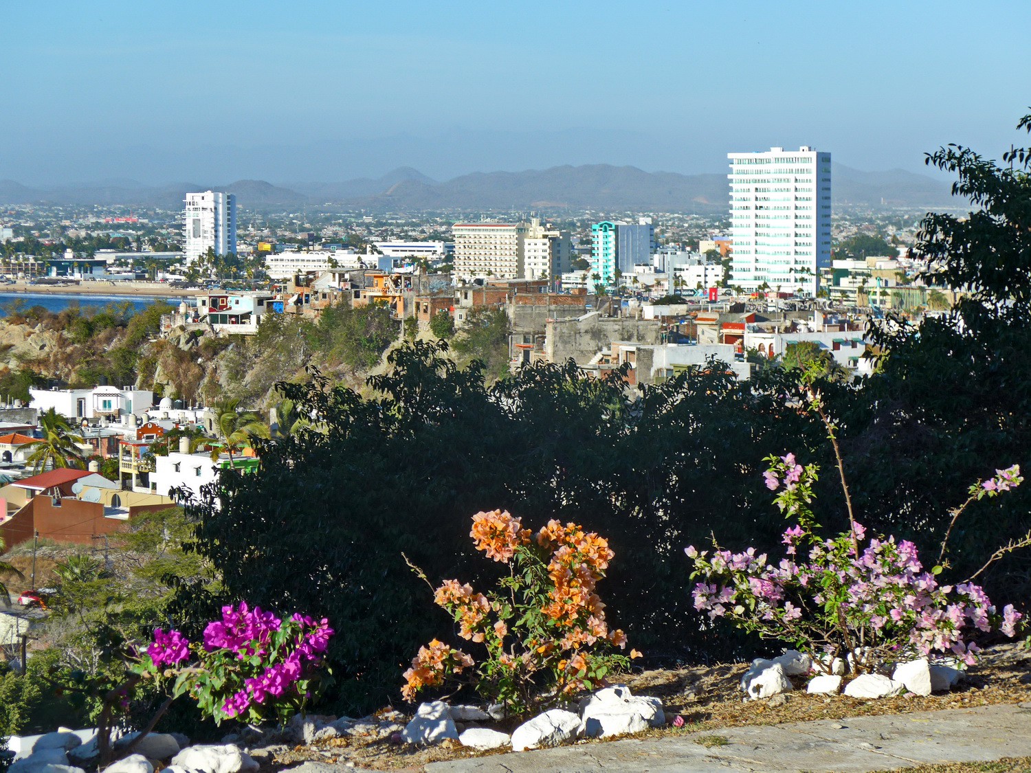 Mazatlán seen from the Paseo Vista Hermosa